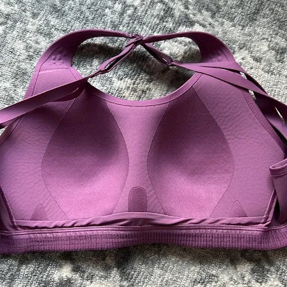 Lululemon AirSupport Bra - worn once (🥹) Like NEW, Sz 34C - Picture 3 of 5